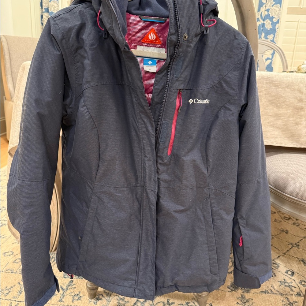Columbia women’s Dark Blue Jacket with Omni heat insulation